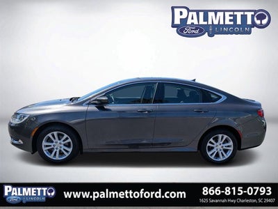 2016 Chrysler 200 Limited