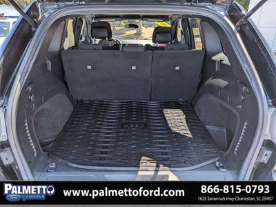 2019 Jeep Grand Cherokee Laredo E
