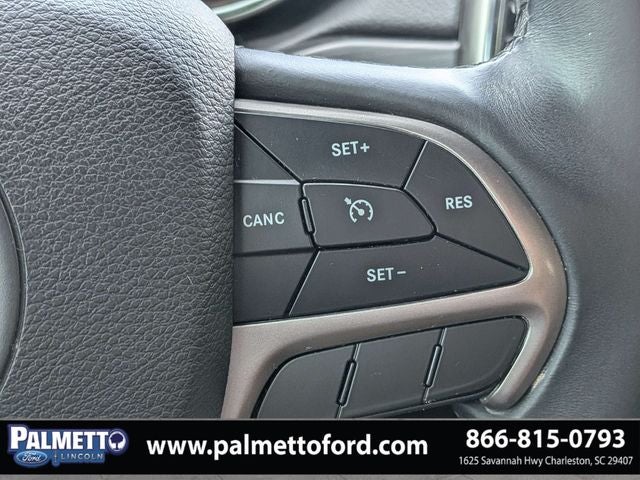 2019 Jeep Grand Cherokee Laredo E