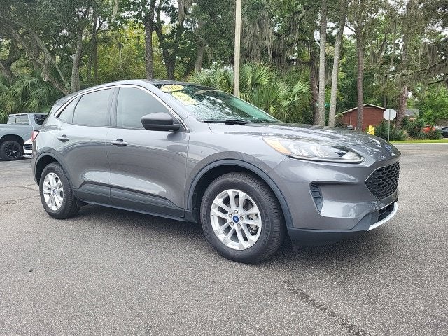 2022 Ford Escape Hybrid SE