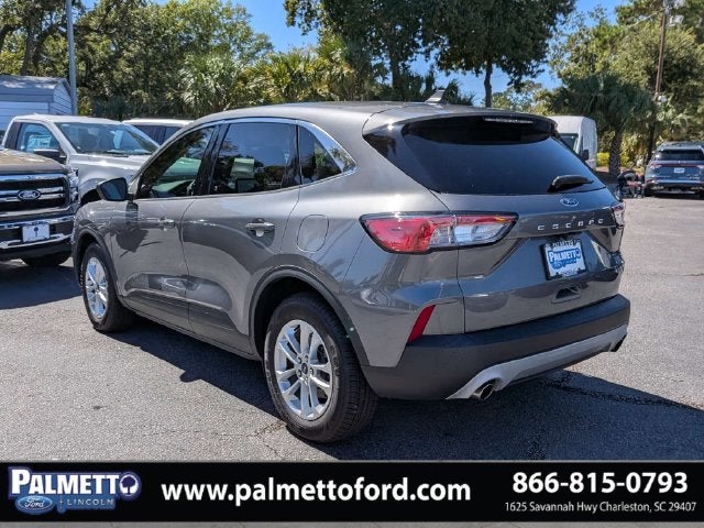 2022 Ford Escape Hybrid SE