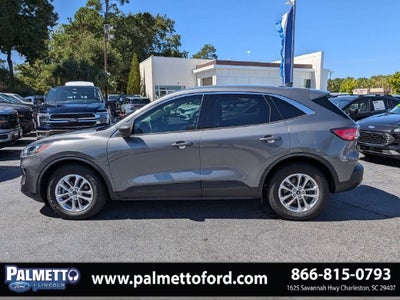 2022 Ford Escape Hybrid SE