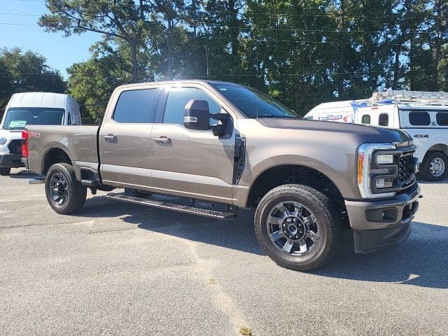 2023 Ford F-350SD Lariat