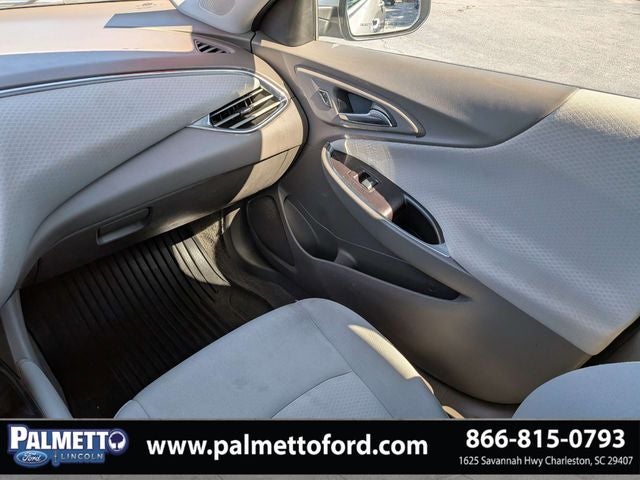 2017 Chevrolet Malibu LT 1LT