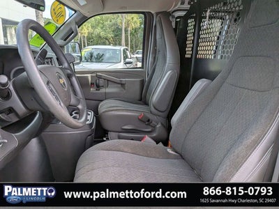 2022 Chevrolet Express 2500 Work Van Cargo