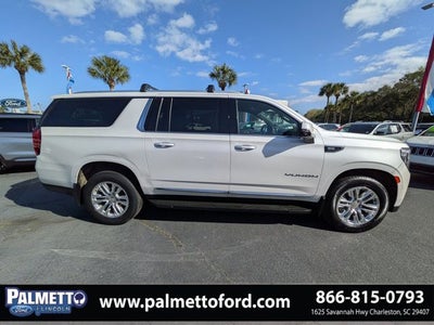 2022 GMC Yukon XL SLT