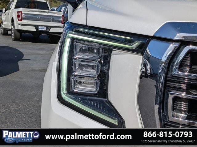 2022 GMC Yukon XL SLT