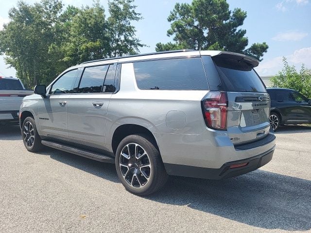 2023 Chevrolet Suburban RST