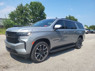 2023 Chevrolet Suburban RST