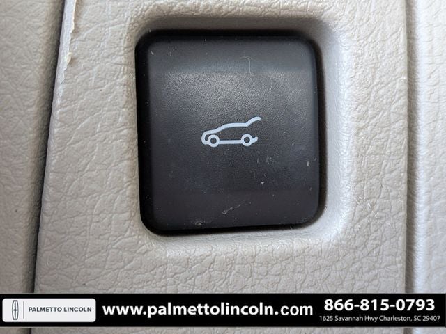 2014 Lincoln MKX Base