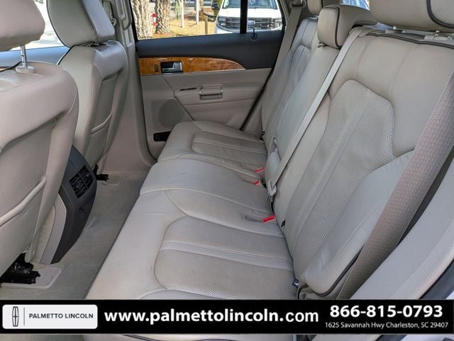 2014 Lincoln MKX Base