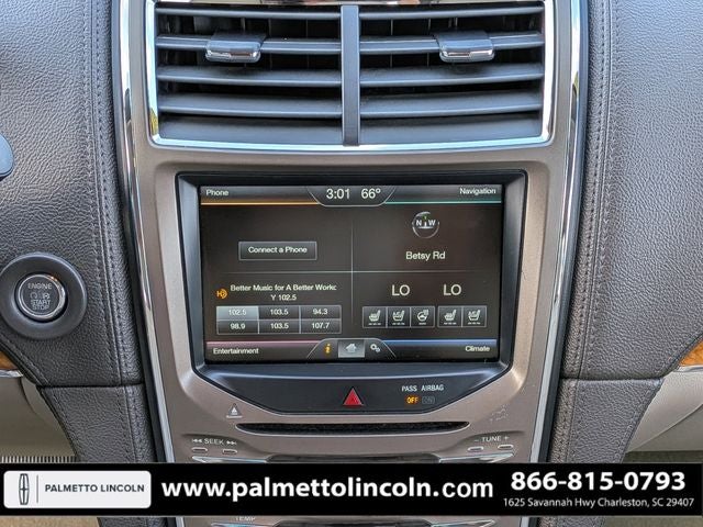 2014 Lincoln MKX Base