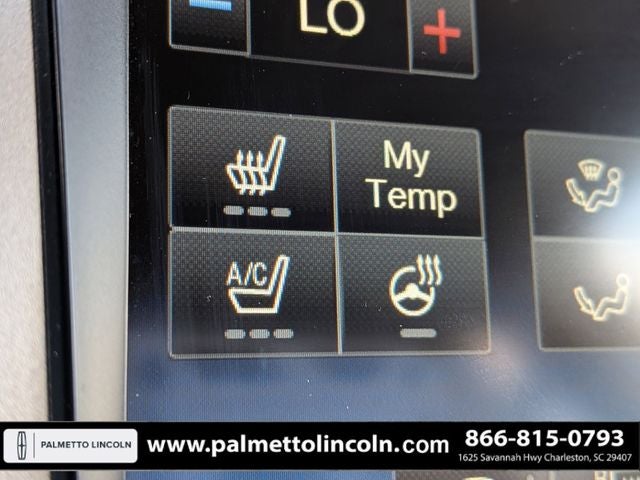 2014 Lincoln MKX Base