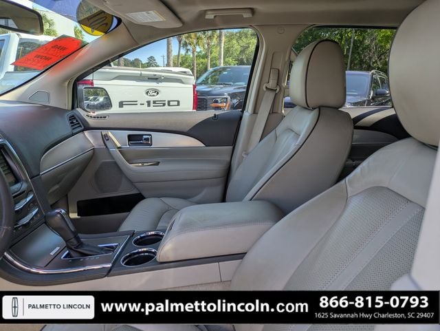 2014 Lincoln MKX Base