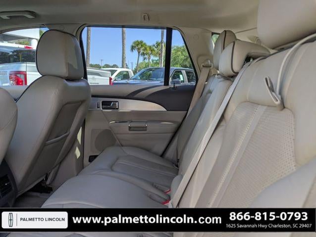 2014 Lincoln MKX Base