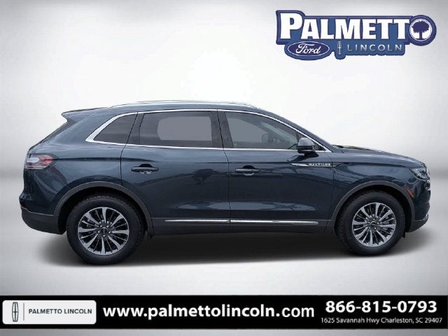 2022 Lincoln Nautilus Standard