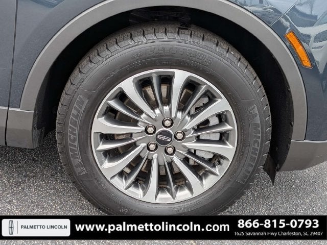 2022 Lincoln Nautilus Standard