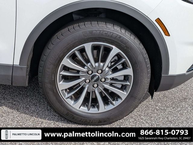 2022 Lincoln Nautilus Standard