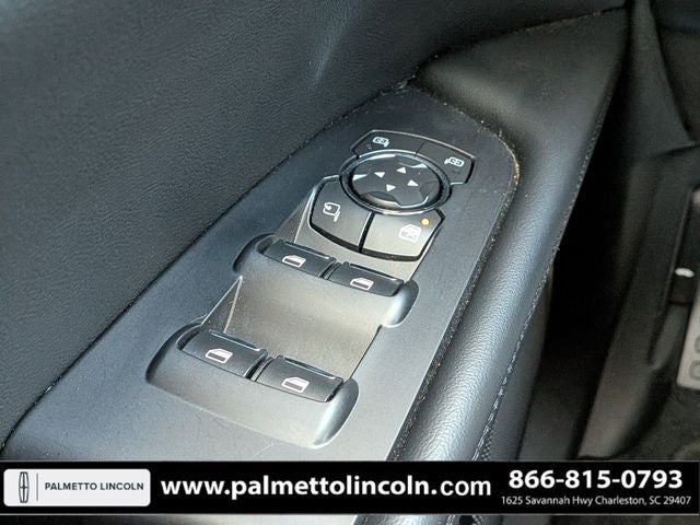 2022 Lincoln Nautilus Standard