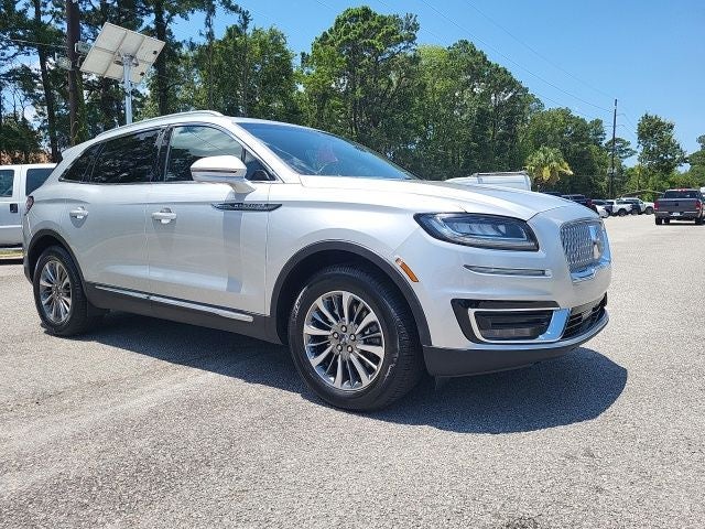 2019 Lincoln Nautilus Select