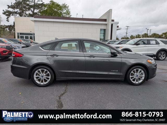 2019 Ford Fusion Hybrid SE