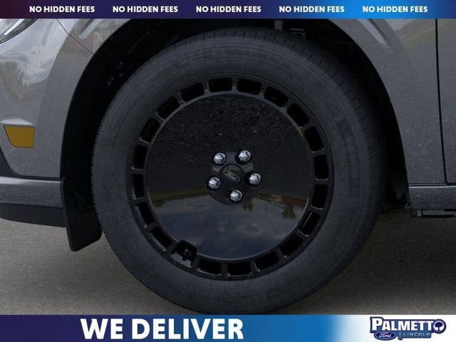 2026 Ford Maverick Lobo Standard