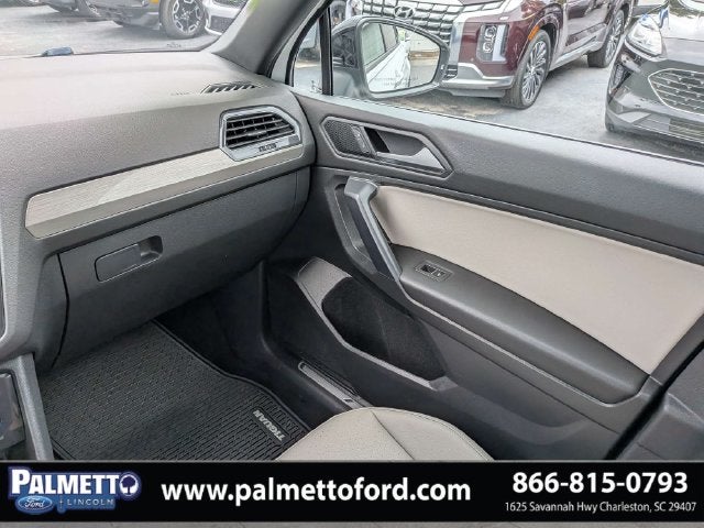 2021 Volkswagen Tiguan 2.0T SE R-Line Black