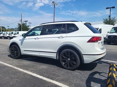 2021 Volkswagen Tiguan 2.0T SE R-Line Black