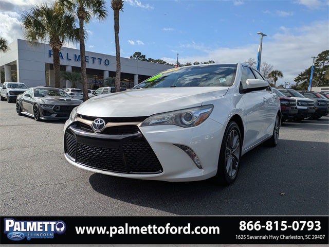 2016 Toyota Camry SE