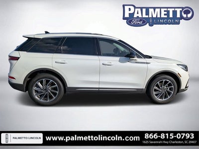 2023 Lincoln Corsair Standard