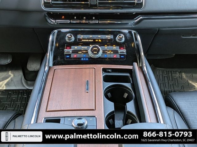 2023 Lincoln Navigator L Black Label