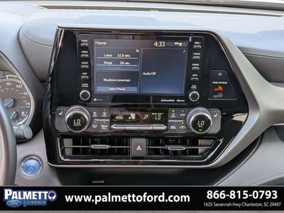 2022 Toyota Highlander Hybrid XLE