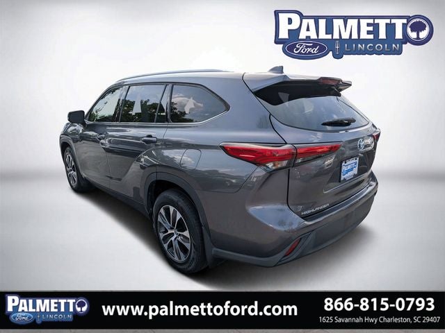 2022 Toyota Highlander Hybrid XLE