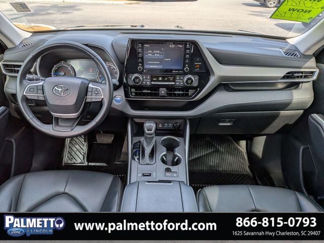 2022 Toyota Highlander Hybrid XLE