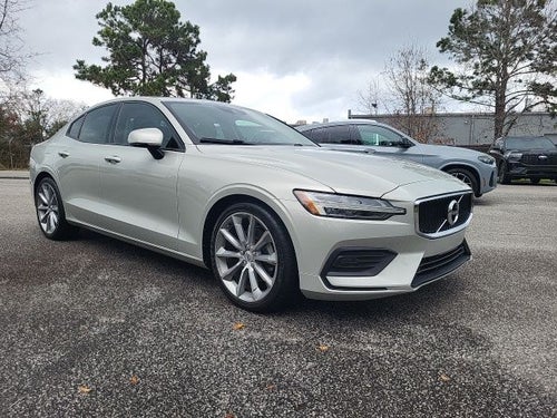 2020 Volvo S60 T5 Momentum