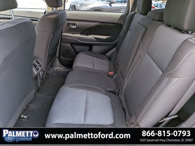 2020 Mitsubishi Outlander ES
