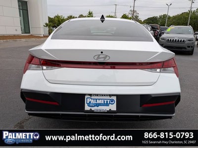 2025 Hyundai Elantra Hybrid Limited