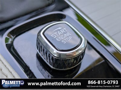 2022 Volvo XC90 T5 Momentum