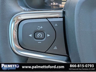 2019 Volvo XC40 Momentum