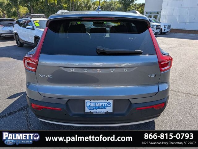 2019 Volvo XC40 Momentum