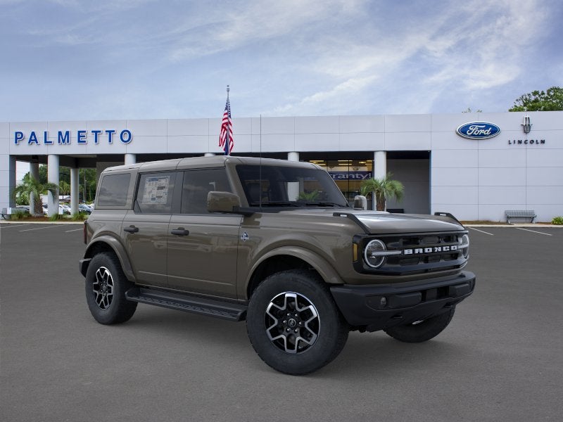 2026 Ford Bronco Outer Banks®
