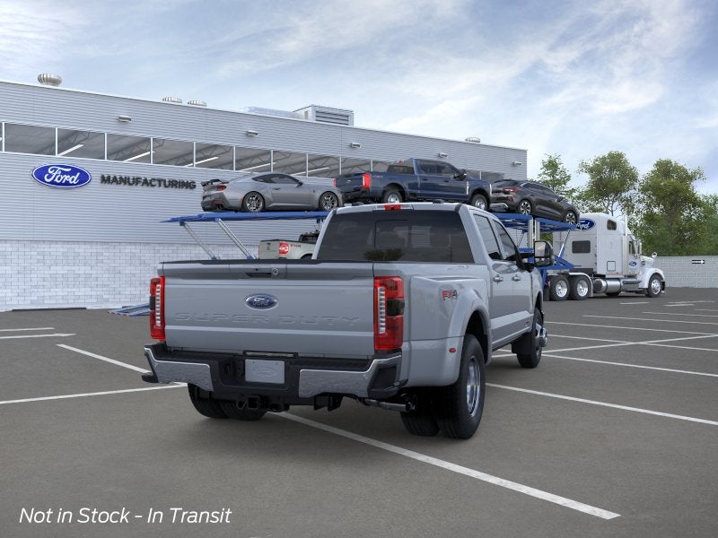 2026 Ford Super Duty F-350® Lariat®