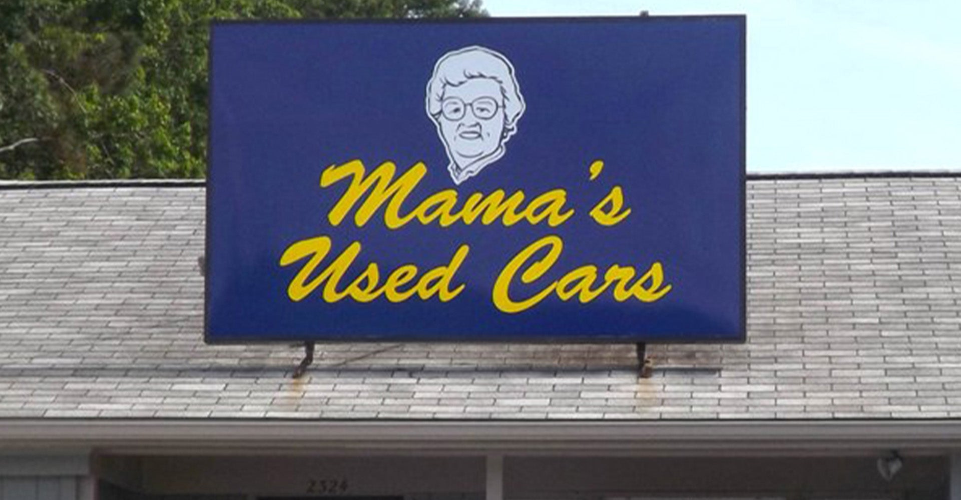 Mama's Used Cars
